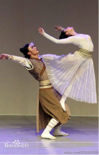 最新张傲月(Zhang Aoyue)性感图片