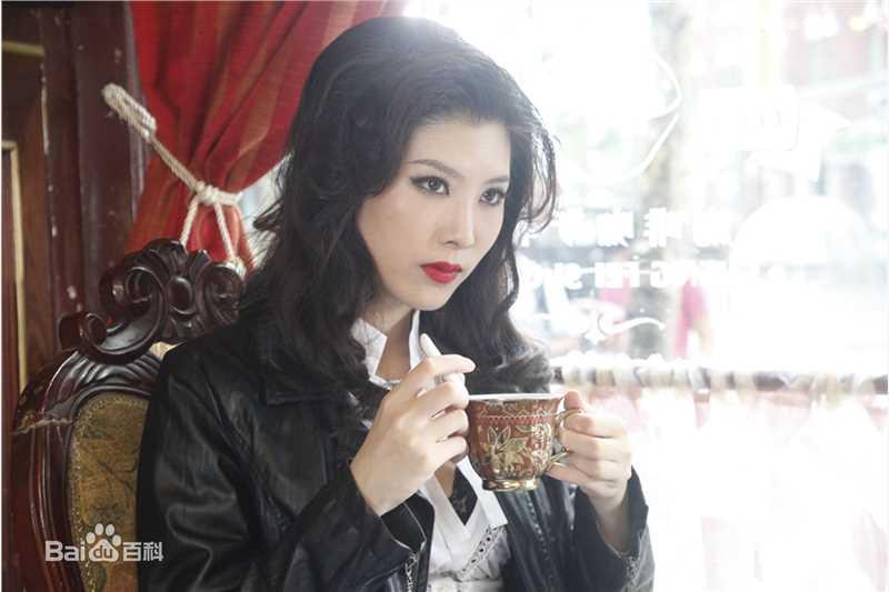 银雪(Crystal)《错伏》最全剧照