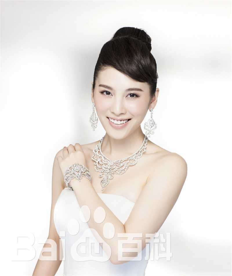 银雪(Crystal)精选《新娘》杂志大片图册