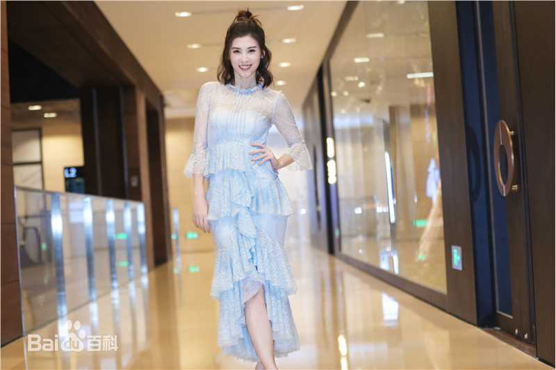 银雪(Crystal)最新三壁纸