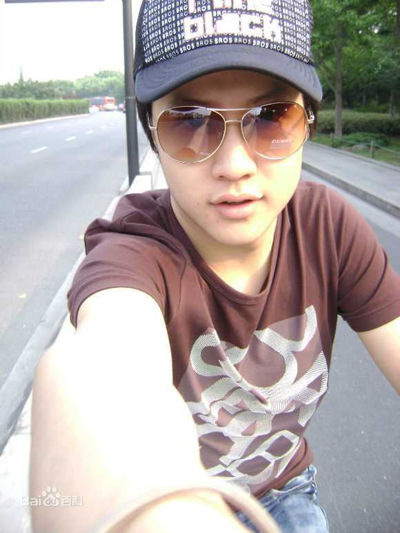 何超(Jacky)生活照性感图片壁纸