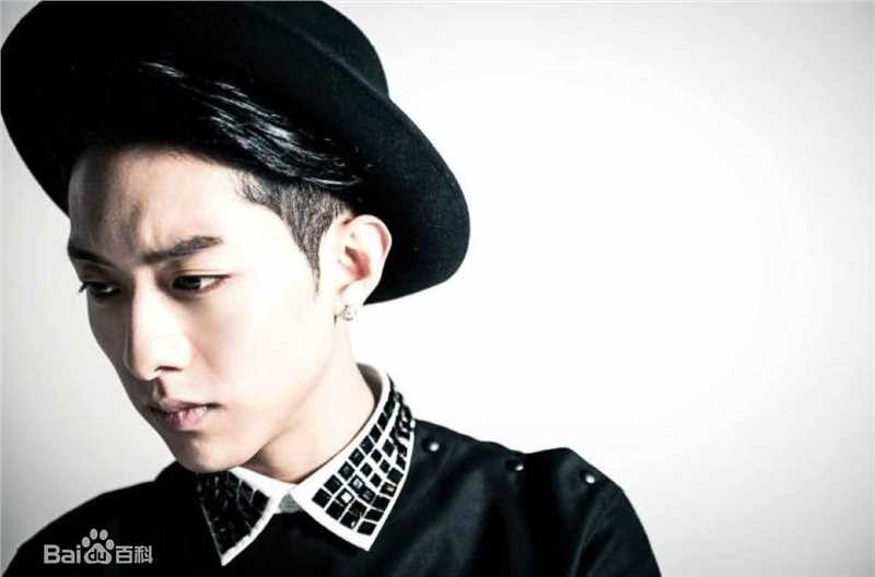 精选李正信(（Lee Jung Shin）)