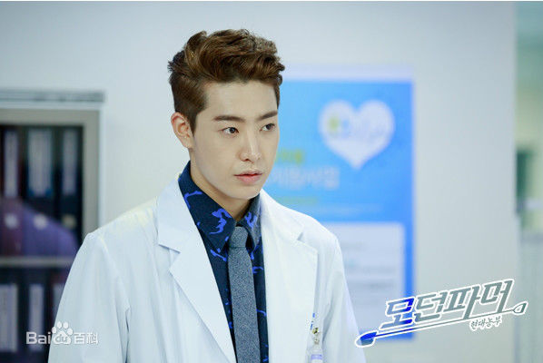 朴敏雨（官方译名）(，Park Min Woo)电视剧图片图册