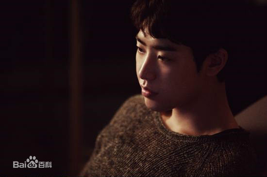 朴敏雨（官方译名）(，Park Min Woo)网络剧素颜照壁纸