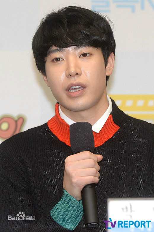 朴敏雨（官方译名）(，Park Min Woo)网络剧素颜照壁纸