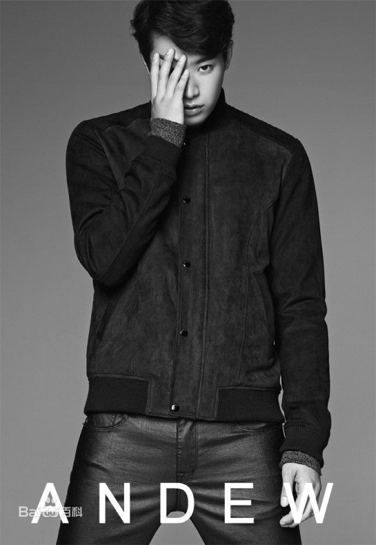 朴敏雨（官方译名）(，Park Min Woo)最优质杂志相册