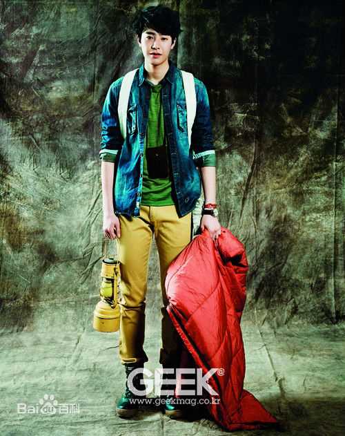 朴敏雨（官方译名）(，Park Min Woo)最优质杂志相册