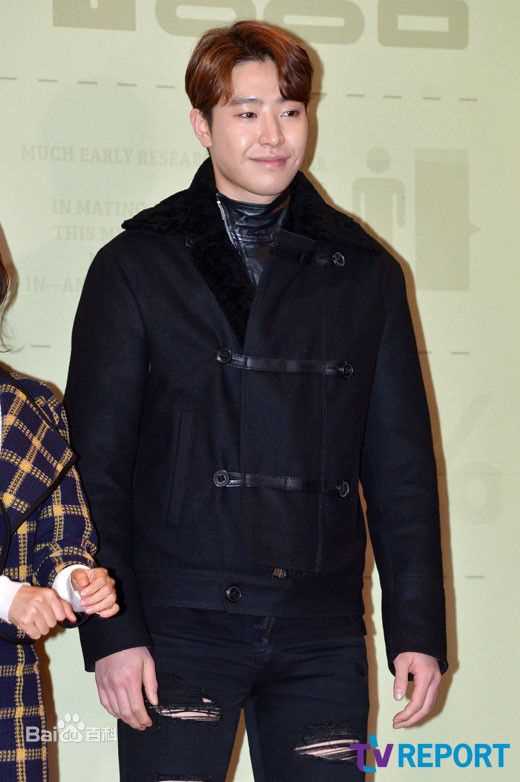 朴敏雨（官方译名）(，Park Min Woo)活动前后照片