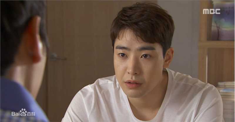 朴敏雨（官方译名）(，Park Min Woo)家和万事成壁纸壁纸