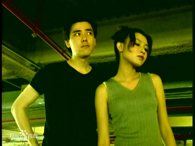 丁力祺(Leo)与小萍萍吴泓君拍摄MV素颜照相册