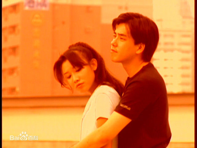 丁力祺(Leo)与小萍萍吴泓君拍摄MV素颜照相册