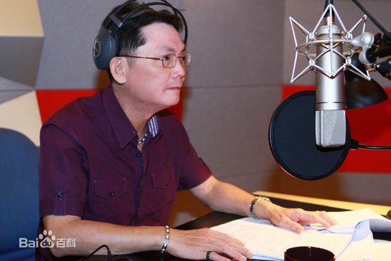 石班瑜的工作照片以及配音电影素颜照相册