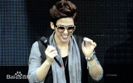 金起范(Kim KiBum)Memory of Love Fan Meeting前后照片