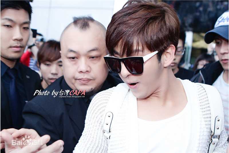 金起范(Kim KiBum)Memory of Love Fan Meeting前后照片