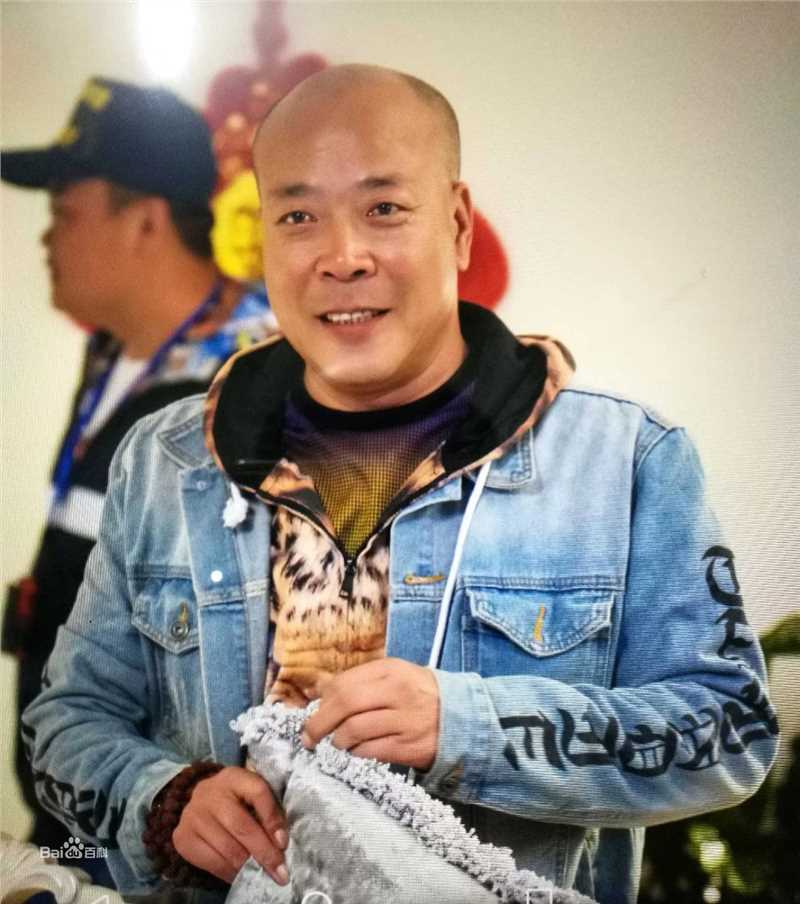 孙德利工作照图片图册