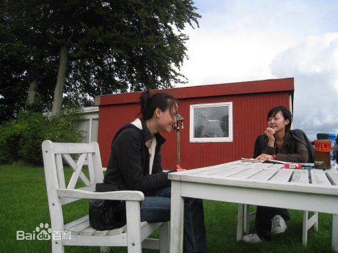 盖然在国外的随拍性感图片图集