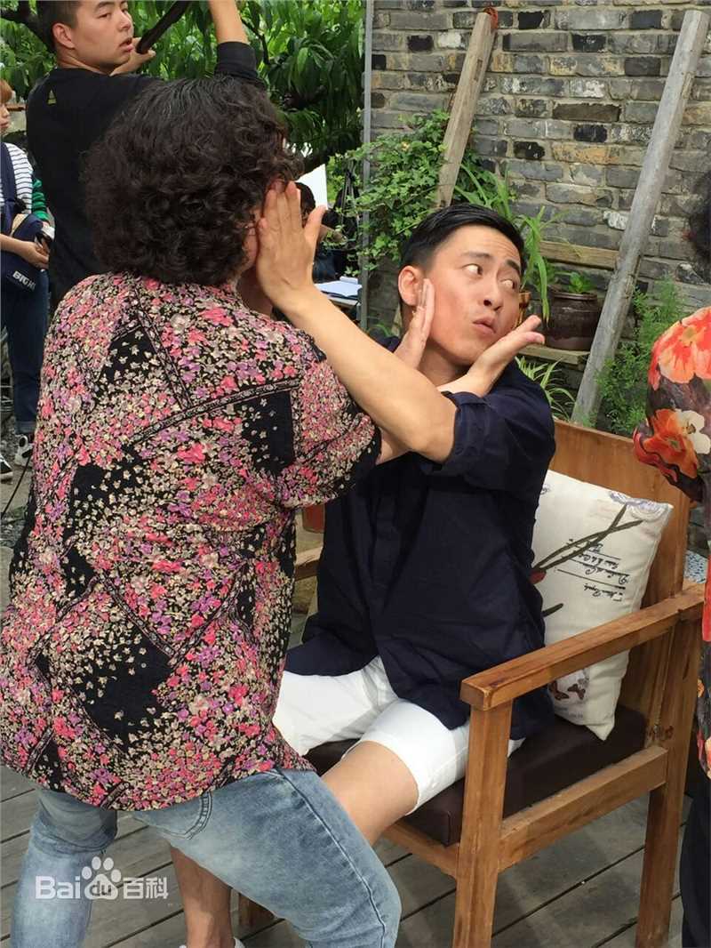 最优质吉星(Jason)在《我要你的身体》花絮中的相册