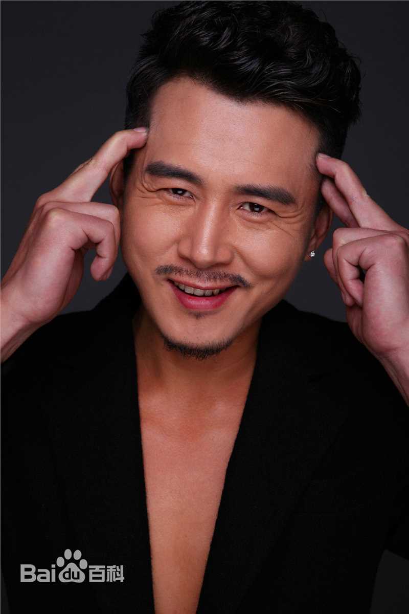 耿一正前后照片