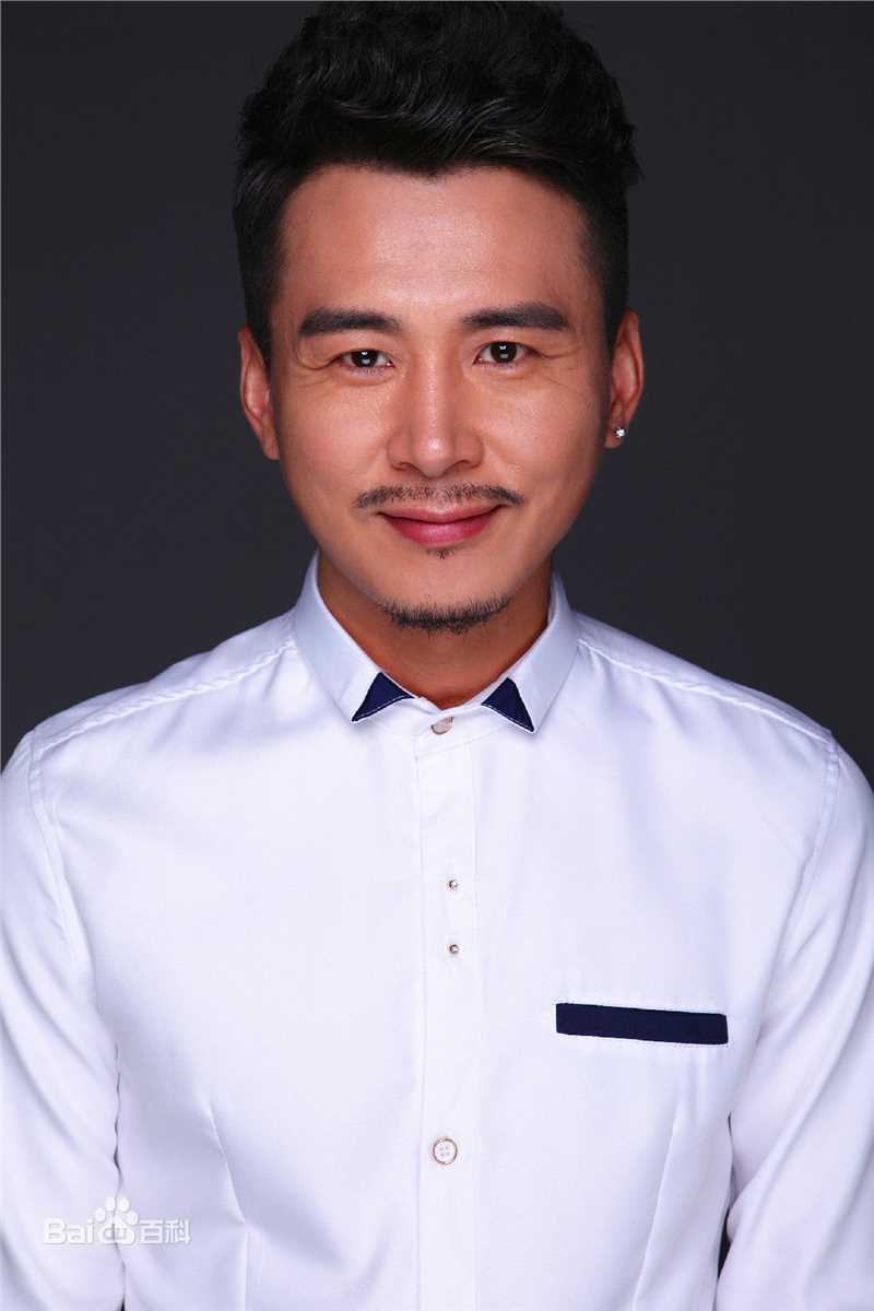 耿一正白色生活照相册