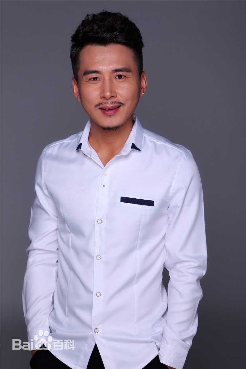 耿一正白色生活照相册