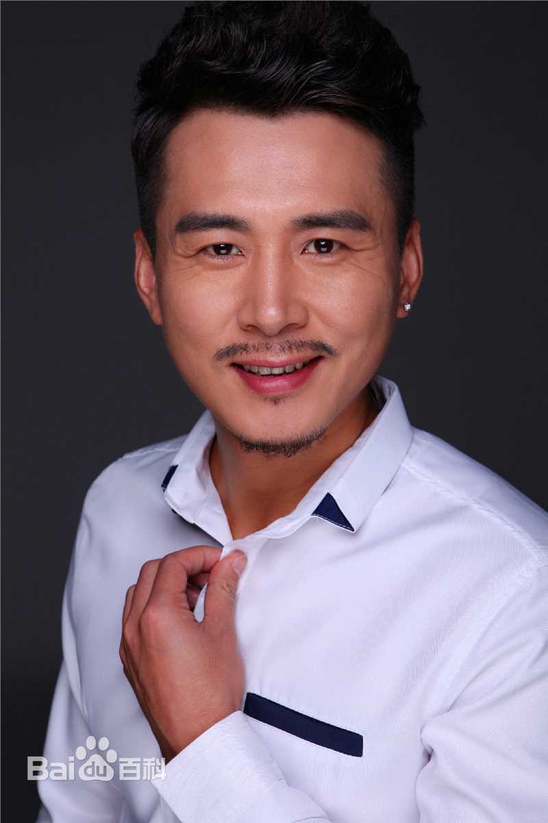 耿一正白色生活照相册