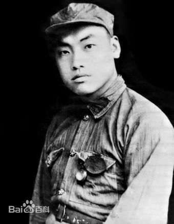 李涛(Li Tao)土地革命时期的素颜照壁纸