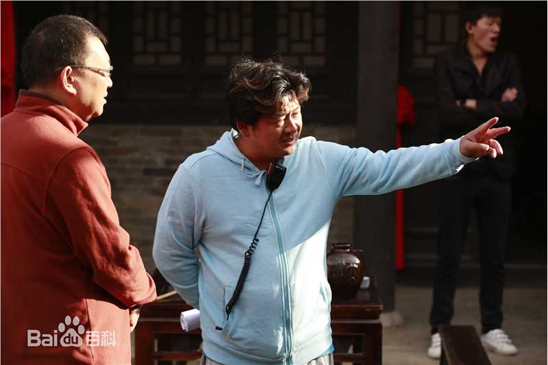 孙爱国导演片场前后照片