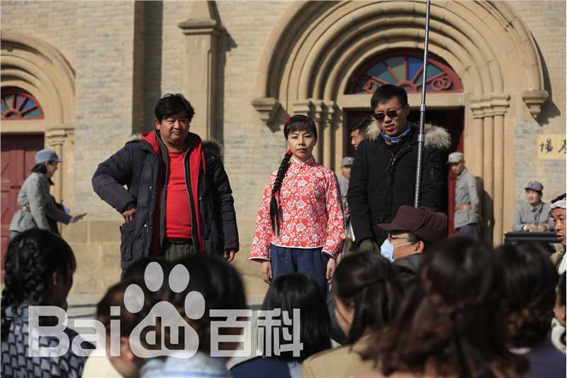 孙爱国导演片场前后照片