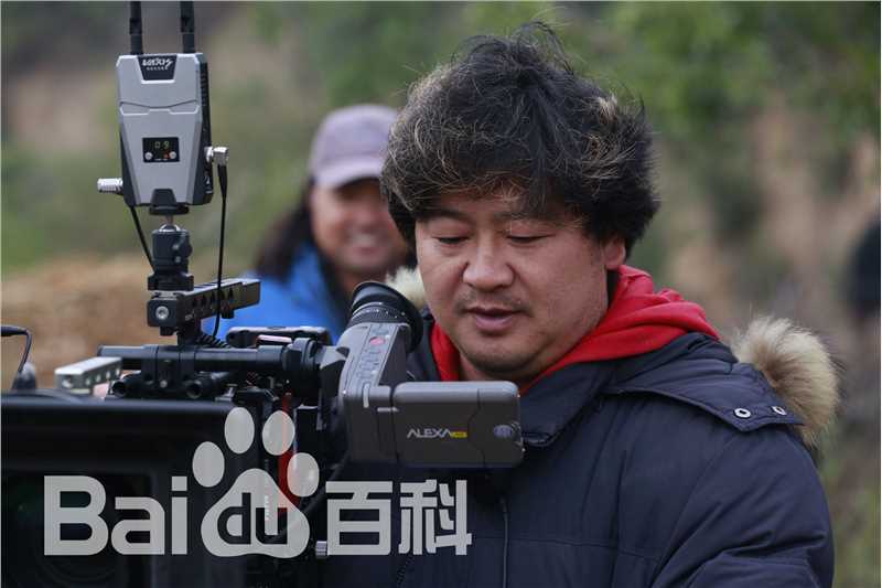 孙爱国导演片场前后照片