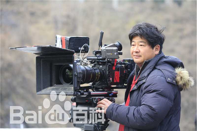 孙爱国导演片场前后照片