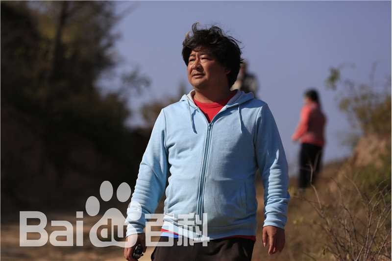 孙爱国导演片场前后照片