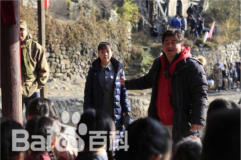 孙爱国导演片场前后照片