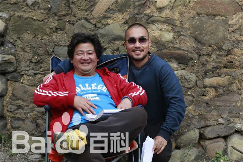 孙爱国导演片场前后照片