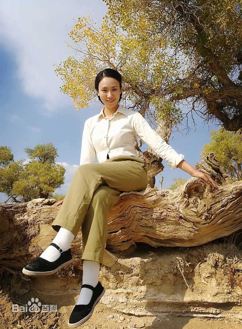 卢卓婕(lou ceg jib)生活照性感图片壁纸