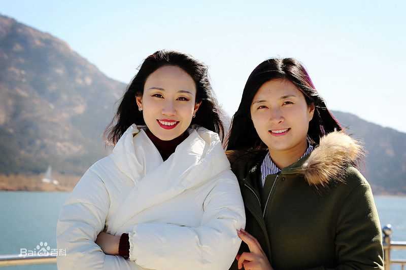 卢卓婕(lou ceg jib)生活照性感图片壁纸