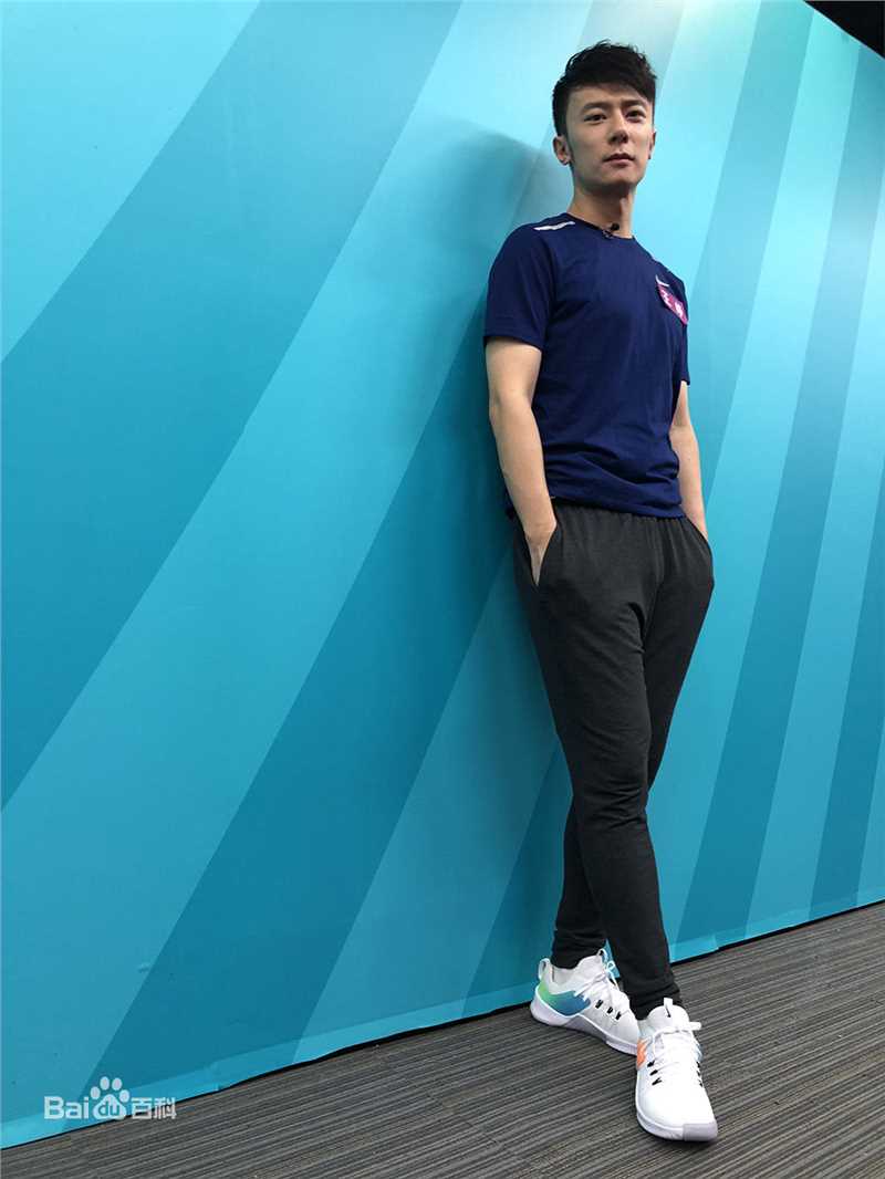 王峥(Leon Wang) 生活照性感图片图集