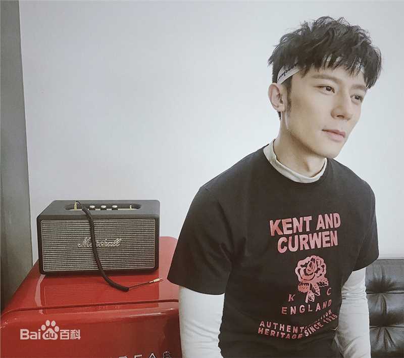 王峥(Leon Wang) 生活照性感图片图集