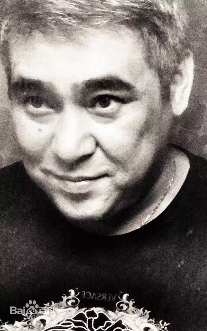 高清朗辰性感图片