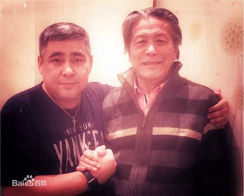 朗辰和朋友们前后照片