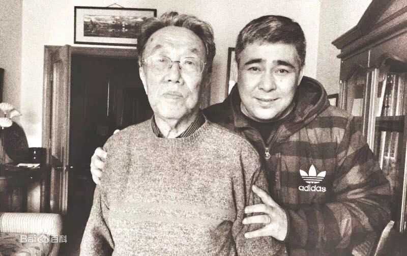 朗辰和朋友们前后照片