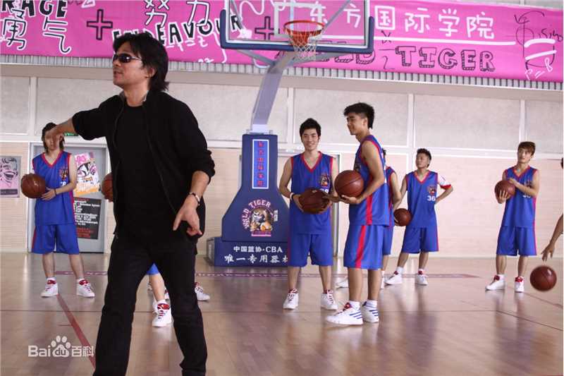 高清陈士争在电影《歌舞青春》中的图集