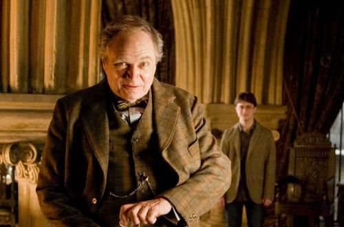 精选吉姆·布劳德本特(Jim Broadbent)