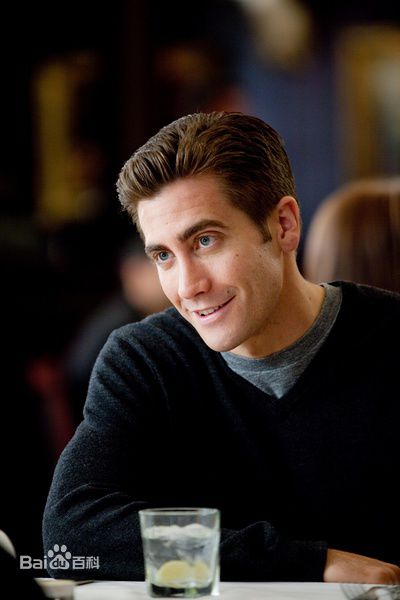 杰克·吉伦哈尔(Jake Gyllenhaal)《爱情与灵药》最新剧照