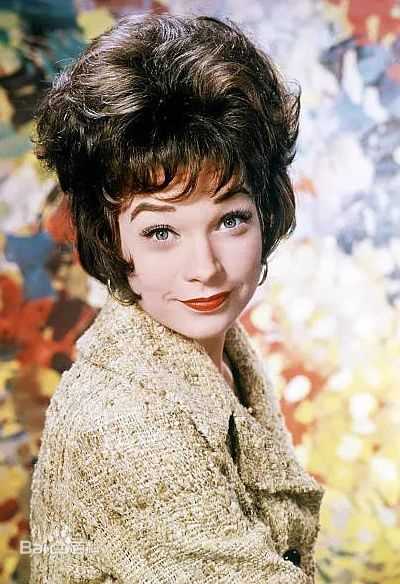 雪莉·麦克雷恩(Shirley MacLaine)前后照片