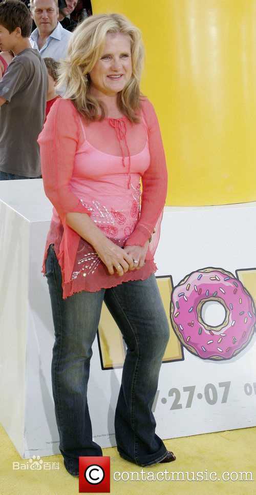 南茜·卡特莱特(Nancy Campbell Cartwright)生活照前后照片