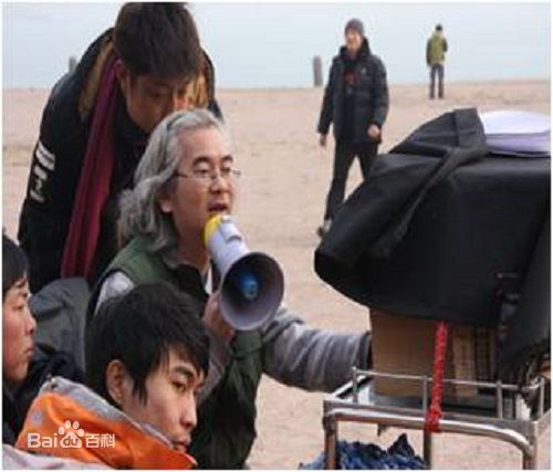 邓健文导演前后照片