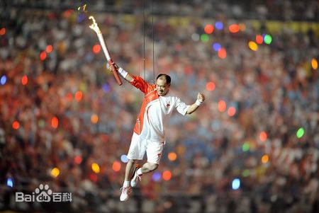 李宁(Lining（英）/ЛиНин（俄）/りねい（日）/（韩）)点火图片图集