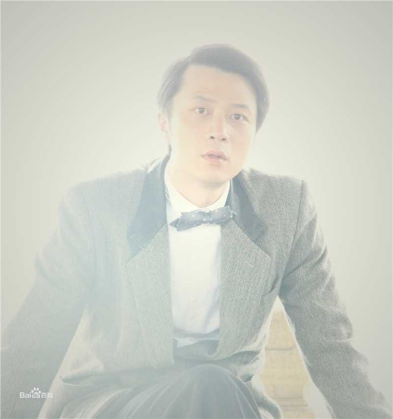 张轶穿越剧《龙凤戒》剧照