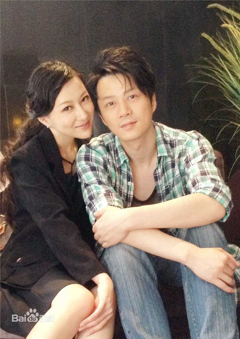 张轶穿越剧《龙凤戒》剧照