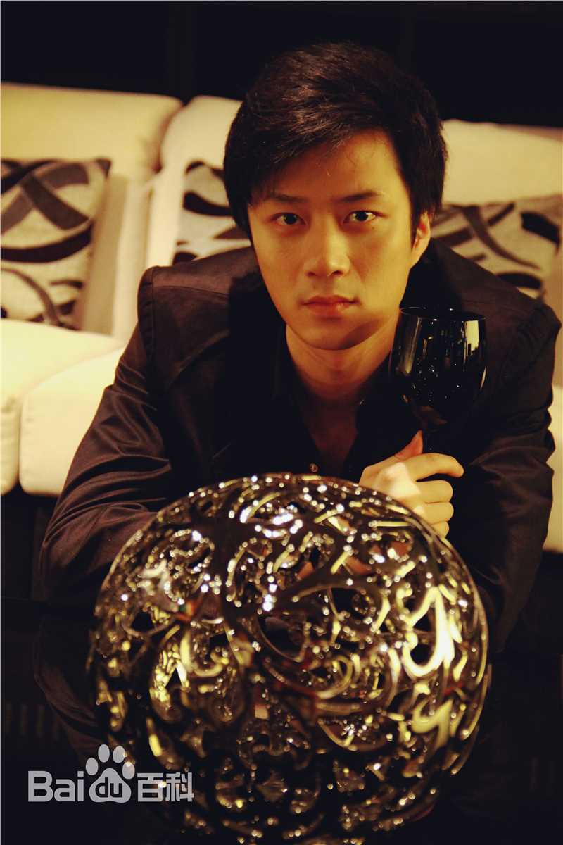 张轶生活照前后照片